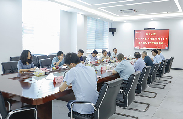 西北工業(yè)集團(tuán)黨委書記、董事長寇軍強(qiáng)一行考察頂立科技 (1).JPG